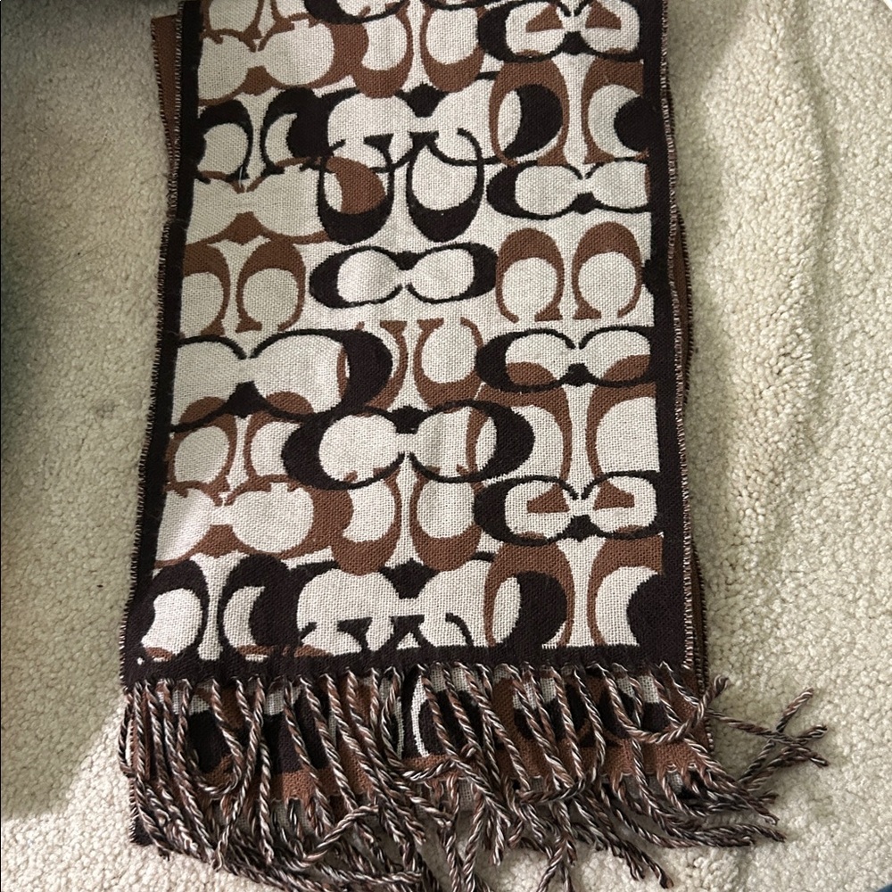 Coach scarf. 100% merino wool